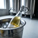Si parte da uno spumante vero, non da un mosto