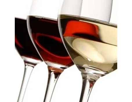 foto bicchieri di vino