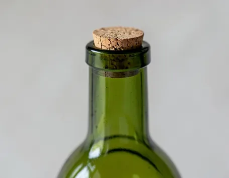 stappare il vino