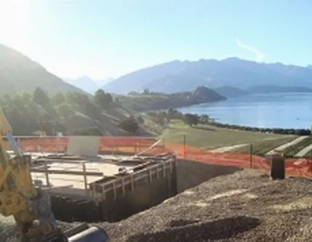 Lavori in corso in un nuovo vigneto