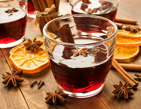 Gli ingredienti base del vin brulè