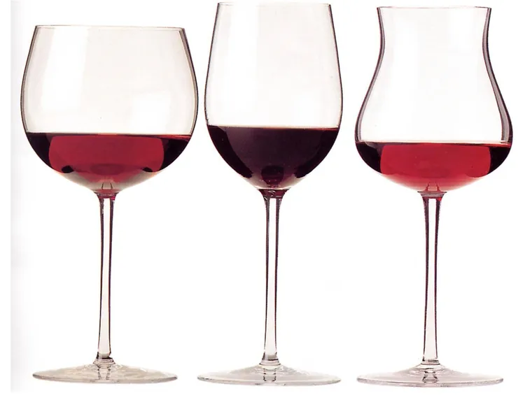 Alcuni calici per il vino