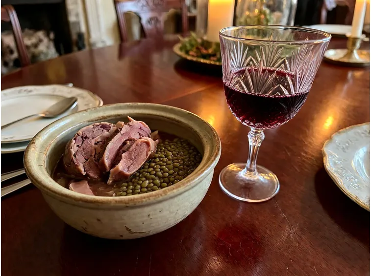Zampone e cotechino con le lenticchie: serve un Lambrusco di corpo