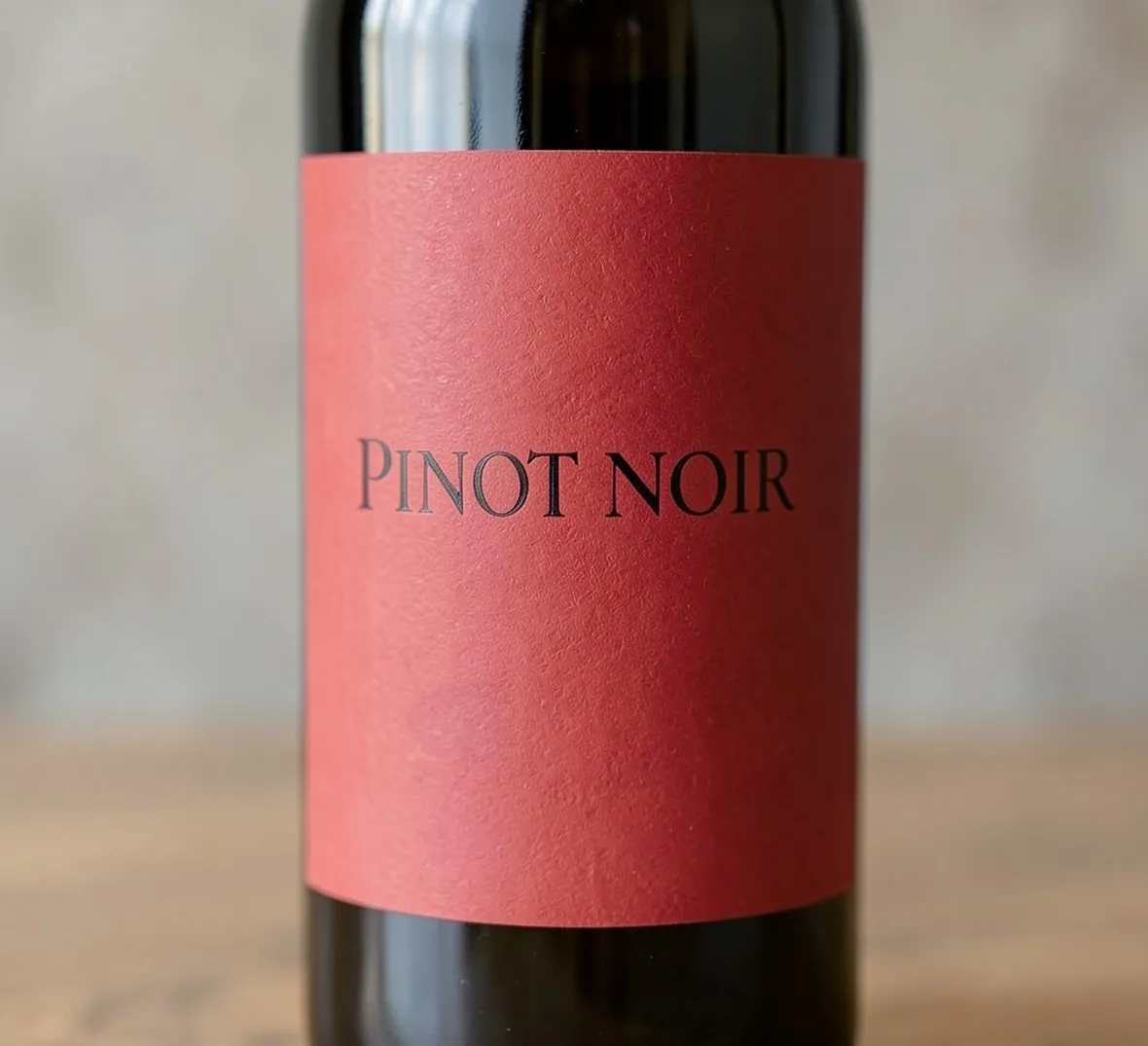 http://www.osvaldomurri.it/images/stories/vinirossi/etic_le%20cretes-pinot-nero.jpg
