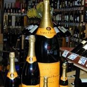 Varie dimensioni per Veuve Clicquot