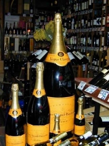 Varie dimensioni per Veuve Clicquot