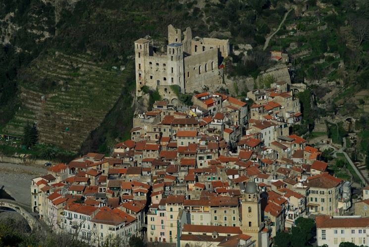 Il borgo medioevale di Dolceacqua